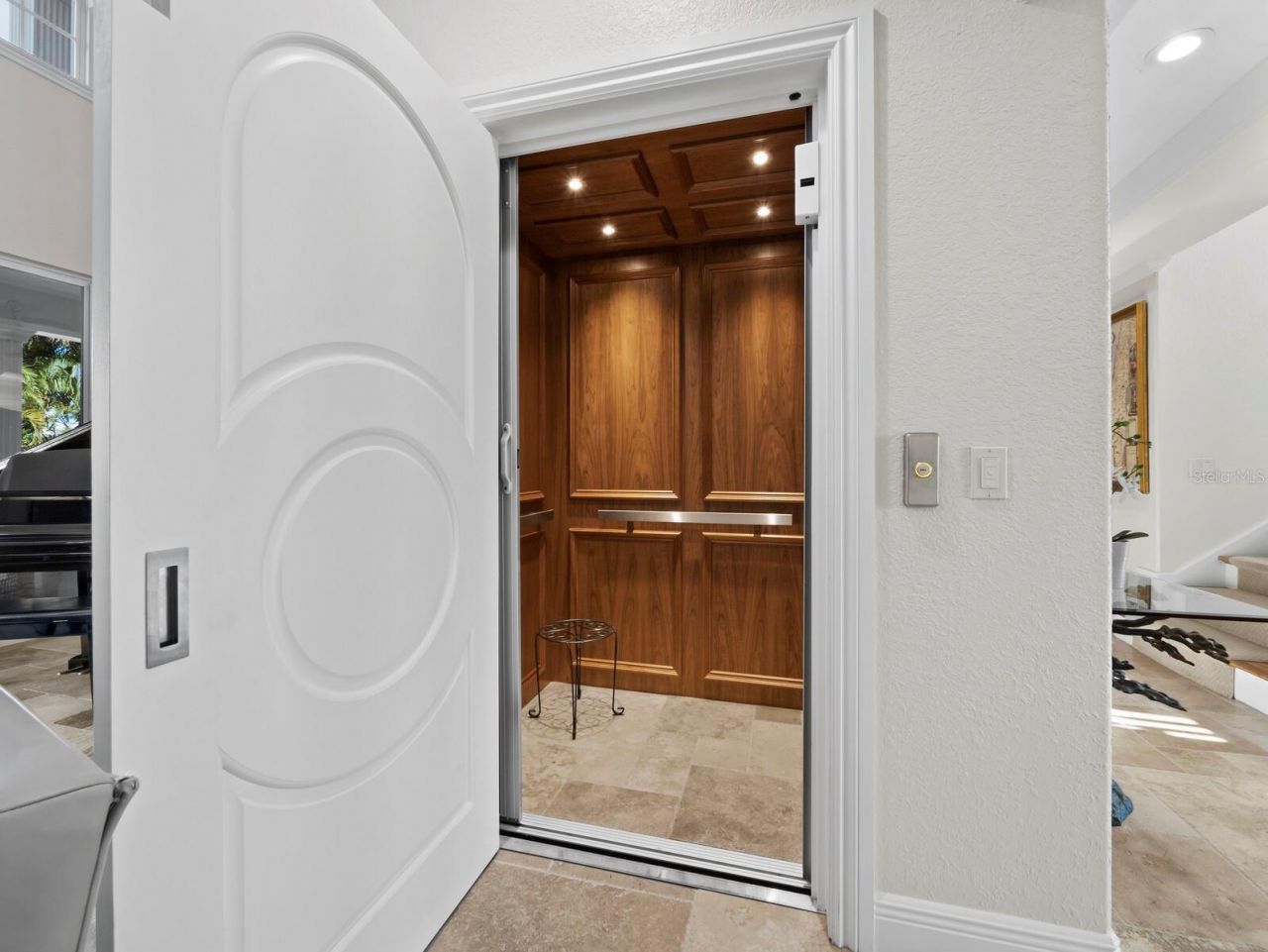 651 Broadway Street, Longboat Key, FL 34228 Photo