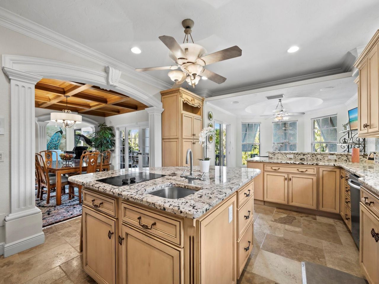 651 Broadway Street, Longboat Key, FL 34228 Photo