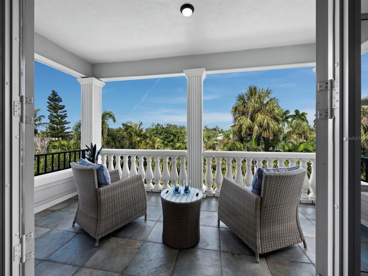 651 Broadway Street, Longboat Key, FL 34228 Photo
