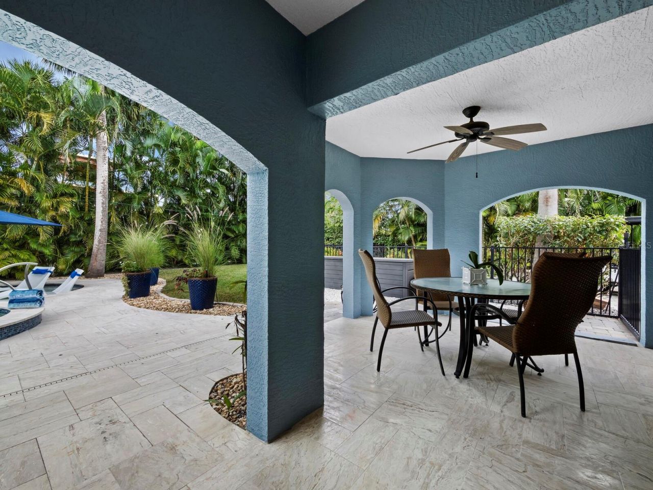 651 Broadway Street, Longboat Key, FL 34228 Photo