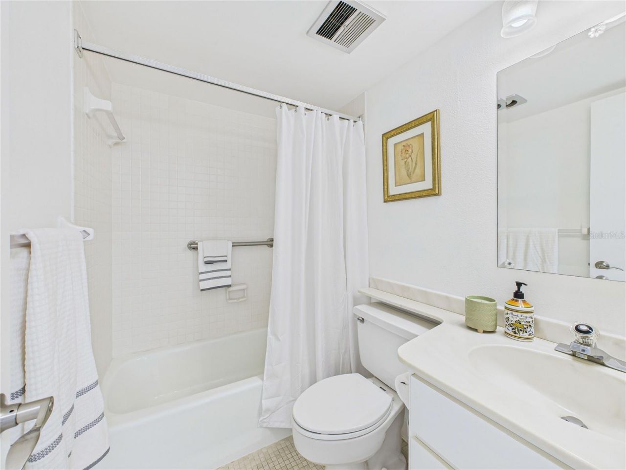 8767 Midnight Pass Road, Unit 403F, Sarasota, FL 34242 Photo