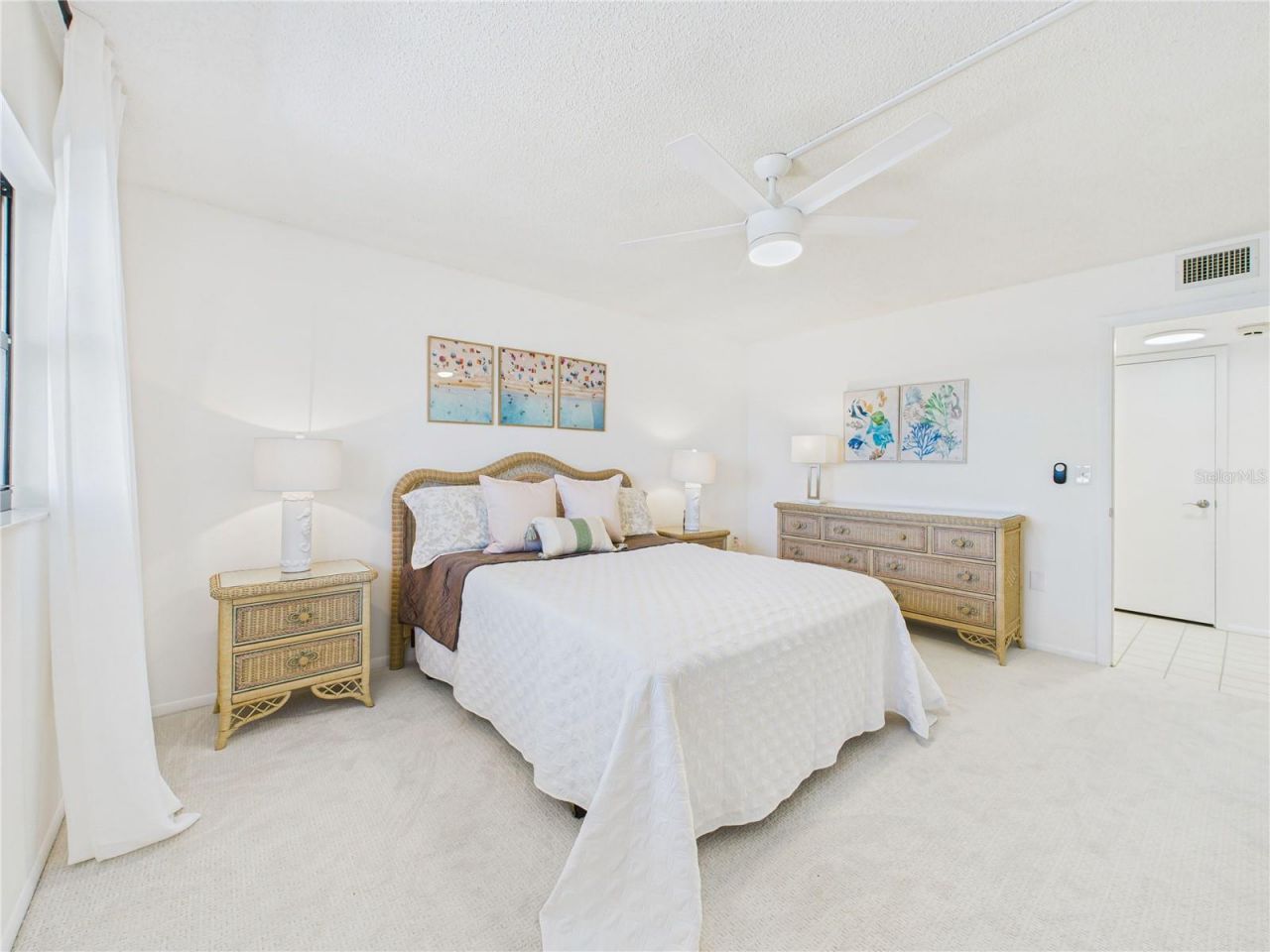 8767 Midnight Pass Road, Unit 403F, Sarasota, FL 34242 Photo