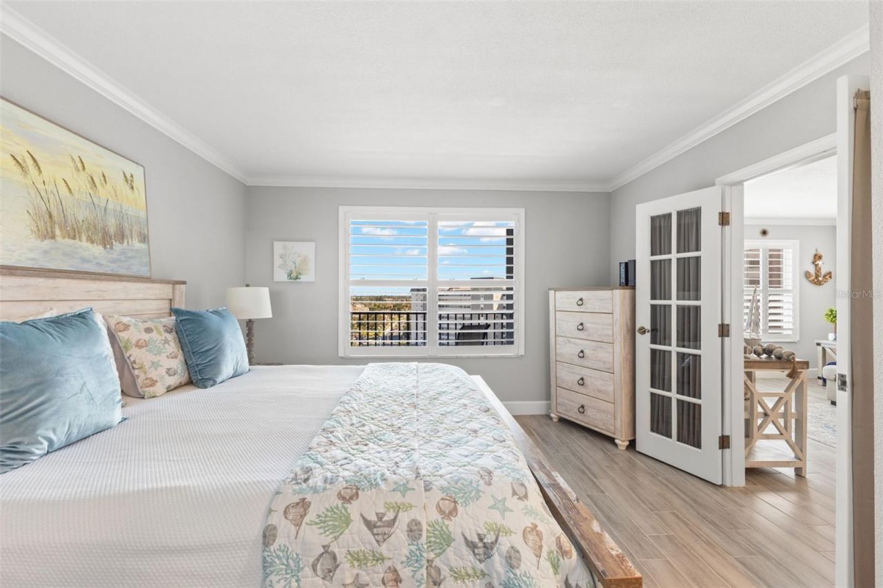 5220 Brittany Drive S, Unit 1003, Saint Petersburg, FL 33715 Photo