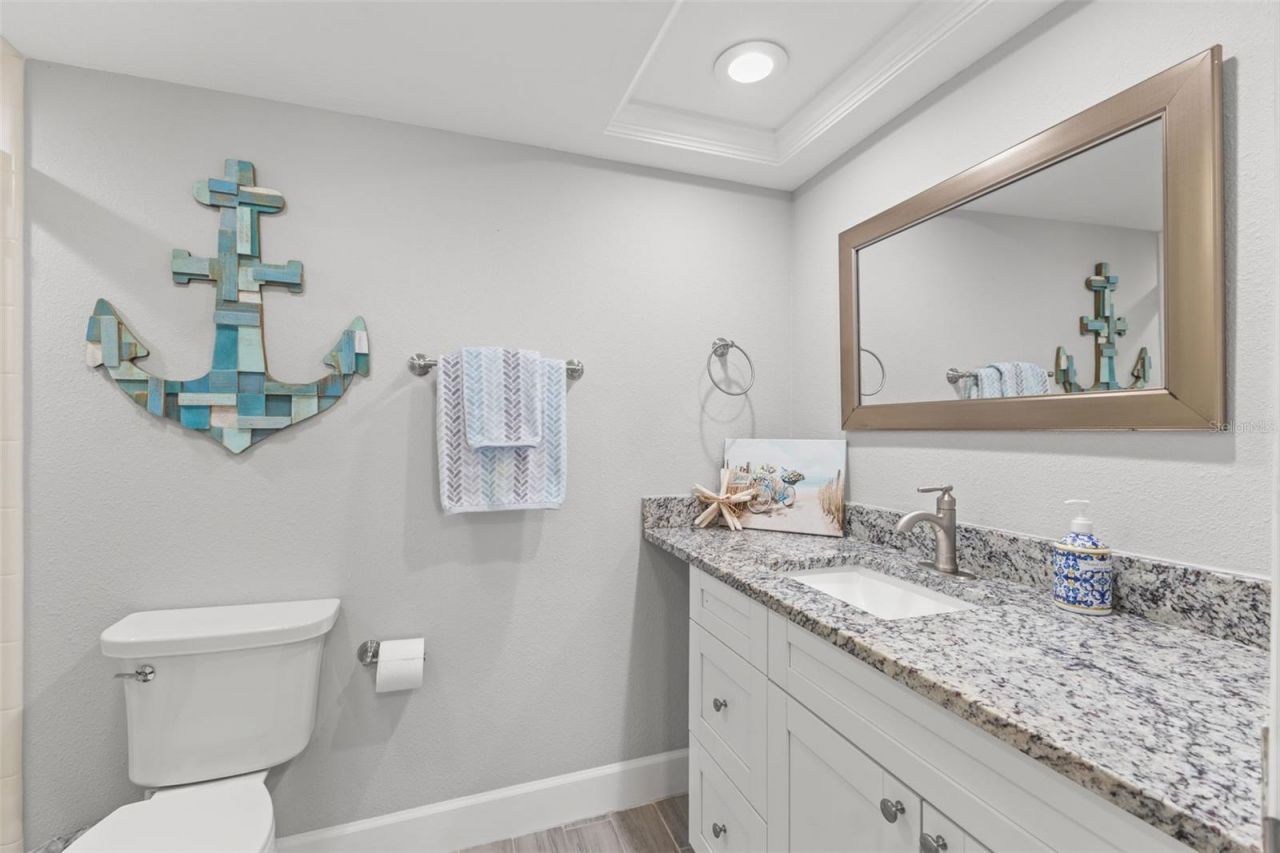 5220 Brittany Drive S, Unit 1003, Saint Petersburg, FL 33715 Photo