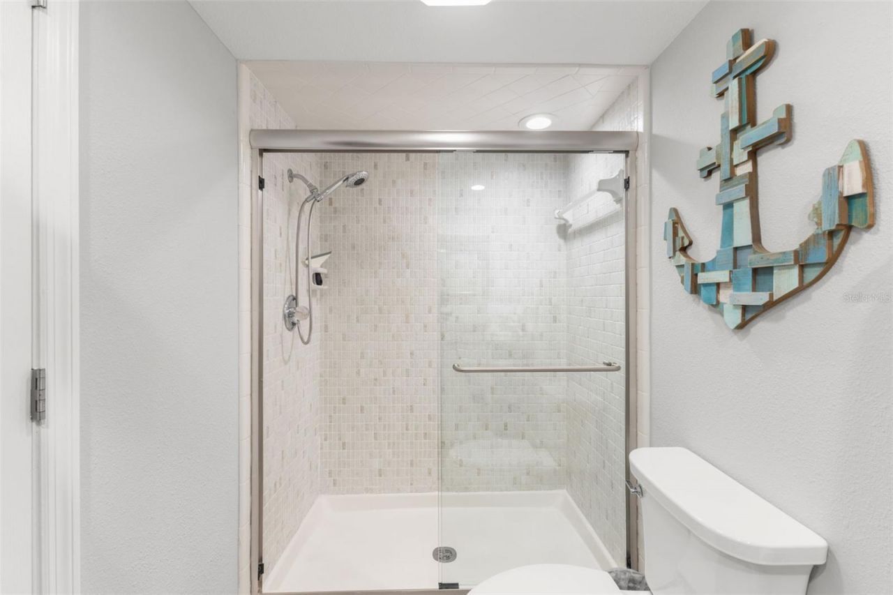 5220 Brittany Drive S, Unit 1003, Saint Petersburg, FL 33715 Photo