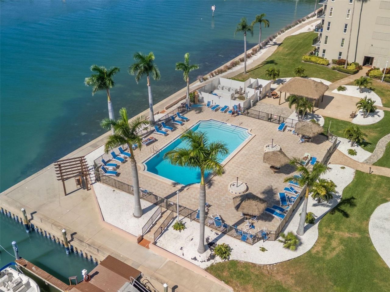 5220 Brittany Drive S, Unit 1003, Saint Petersburg, FL 33715 Photo