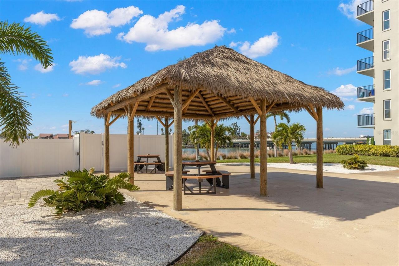 5220 Brittany Drive S, Unit 1003, Saint Petersburg, FL 33715 Photo