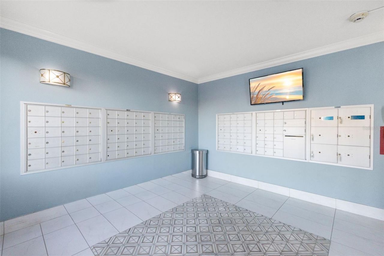 5220 Brittany Drive S, Unit 1003, Saint Petersburg, FL 33715 Photo