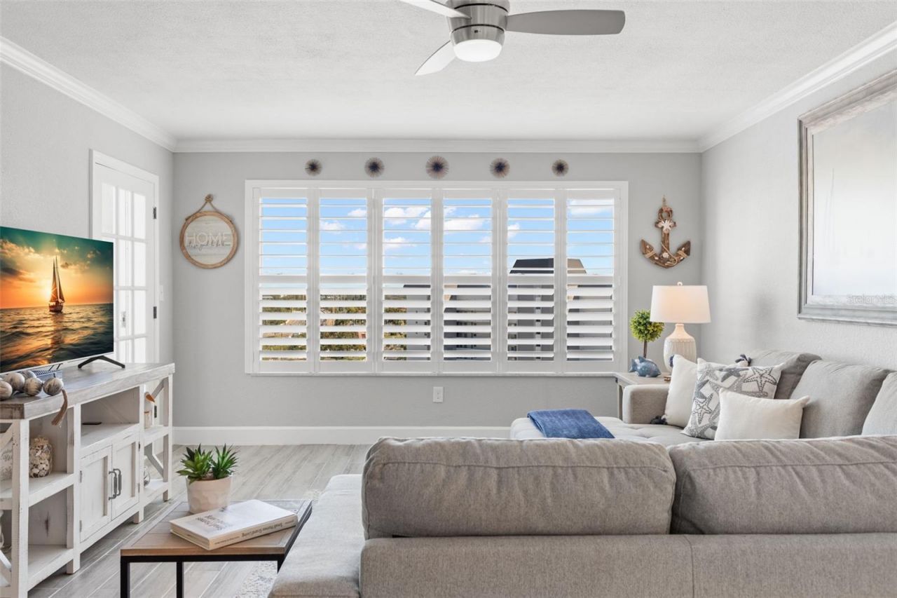 5220 Brittany Drive S, Unit 1003, Saint Petersburg, FL 33715 Photo