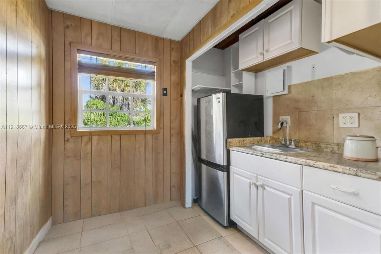 16001 SW 98th Ave, Miami, FL 33157 Photo