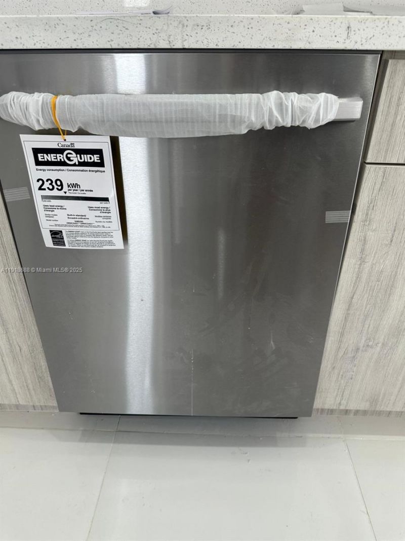 2041 NW 190th Terrace, Miami Gardens, FL 33056 Photo