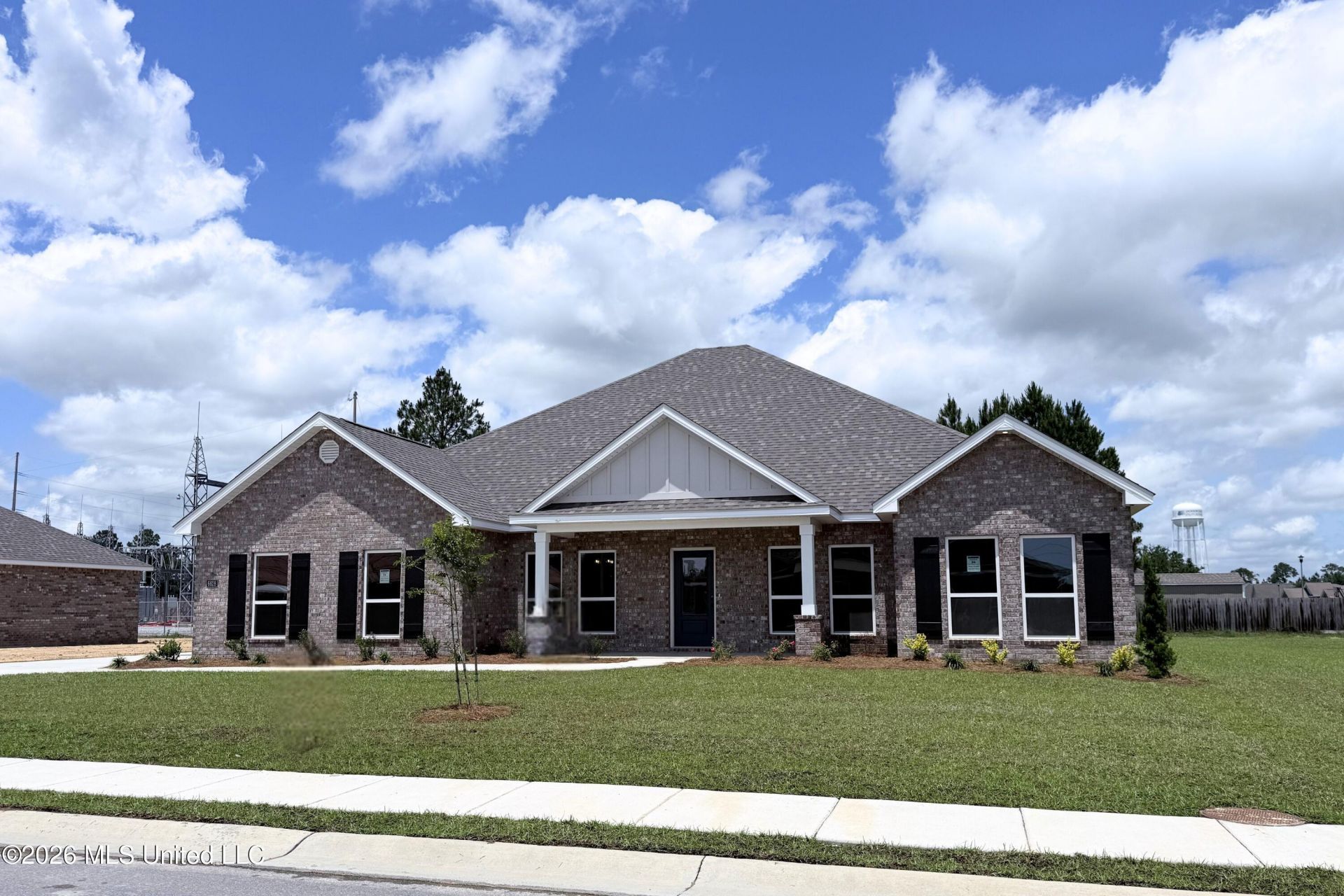 6628 Palm Pointe Drive, Ocean Springs, MS 39564 Main Photo