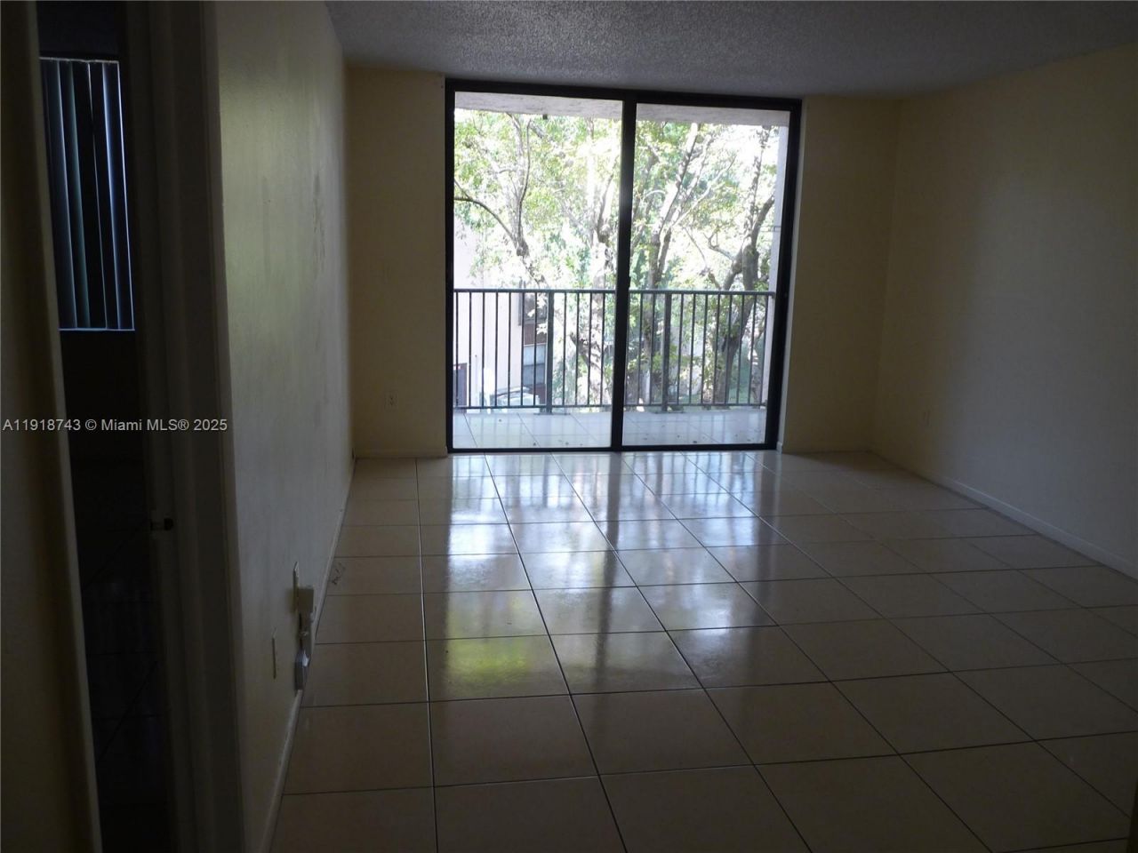 14415 N Kendall Dr, Unit 311G, Miami, FL 33186 Photo