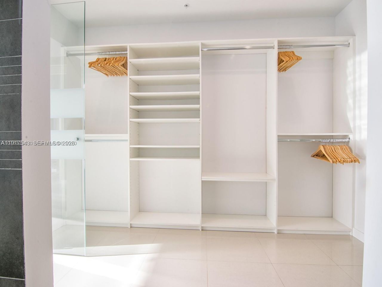 2100 Park Ave, Unit 406, Miami Beach, FL 33139 Photo