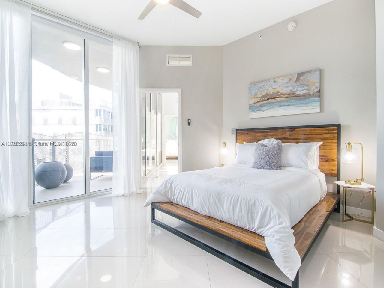 2100 Park Ave, Unit 406, Miami Beach, FL 33139 Photo