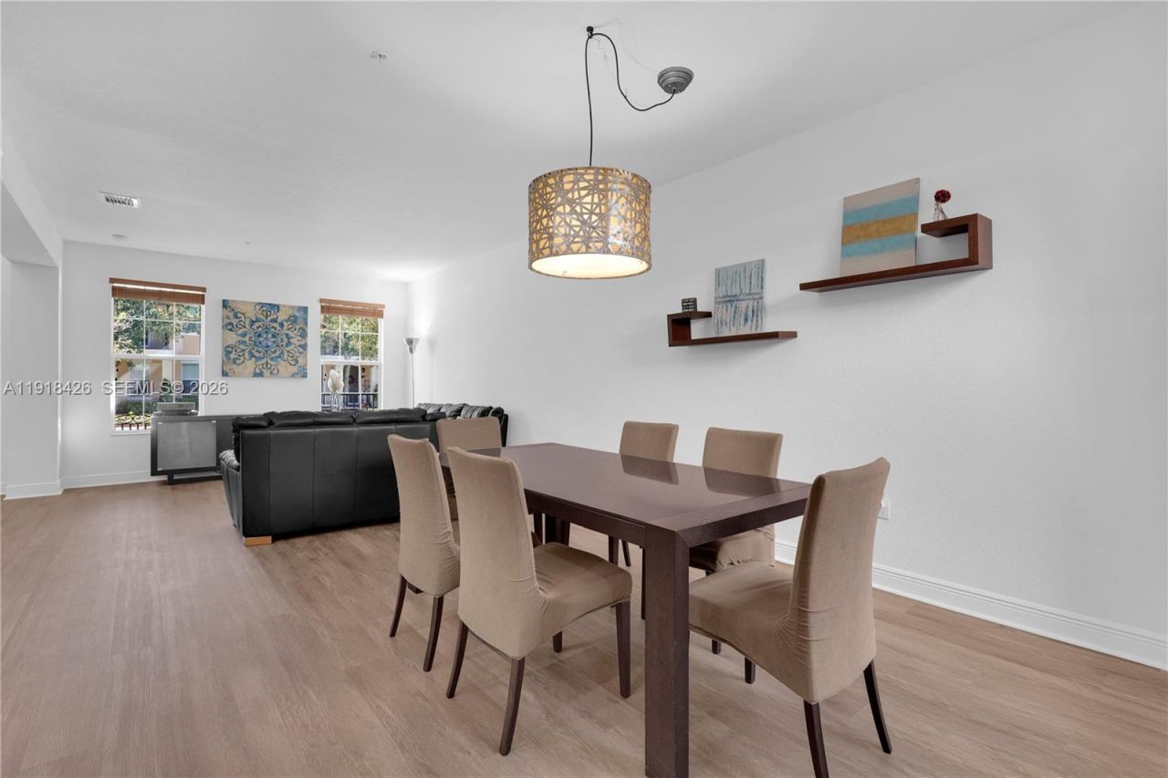 1516 SW 147th Ave, Pembroke Pines, FL 33027 Photo