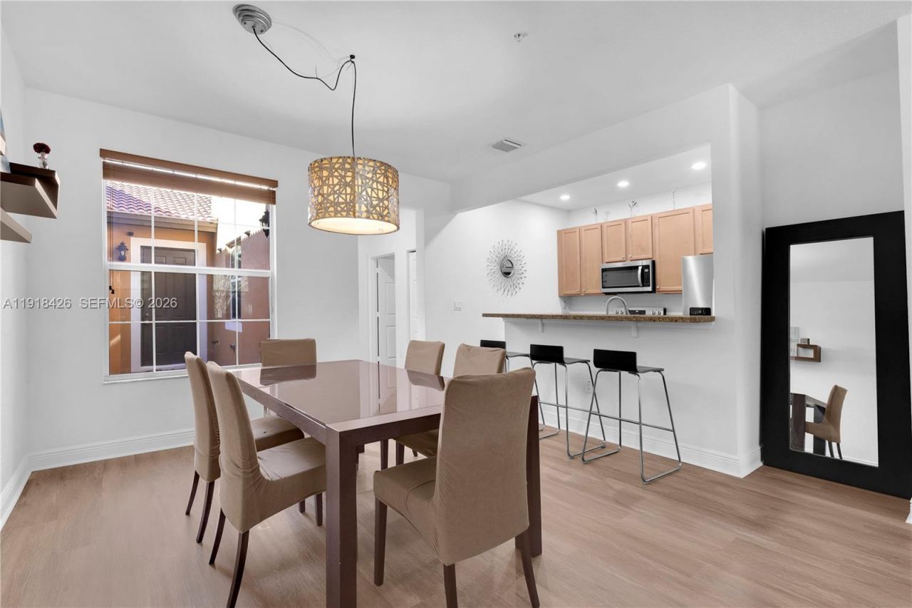 1516 SW 147th Ave, Pembroke Pines, FL 33027 Photo