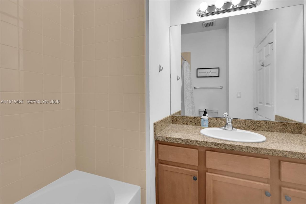 1516 SW 147th Ave, Pembroke Pines, FL 33027 Photo