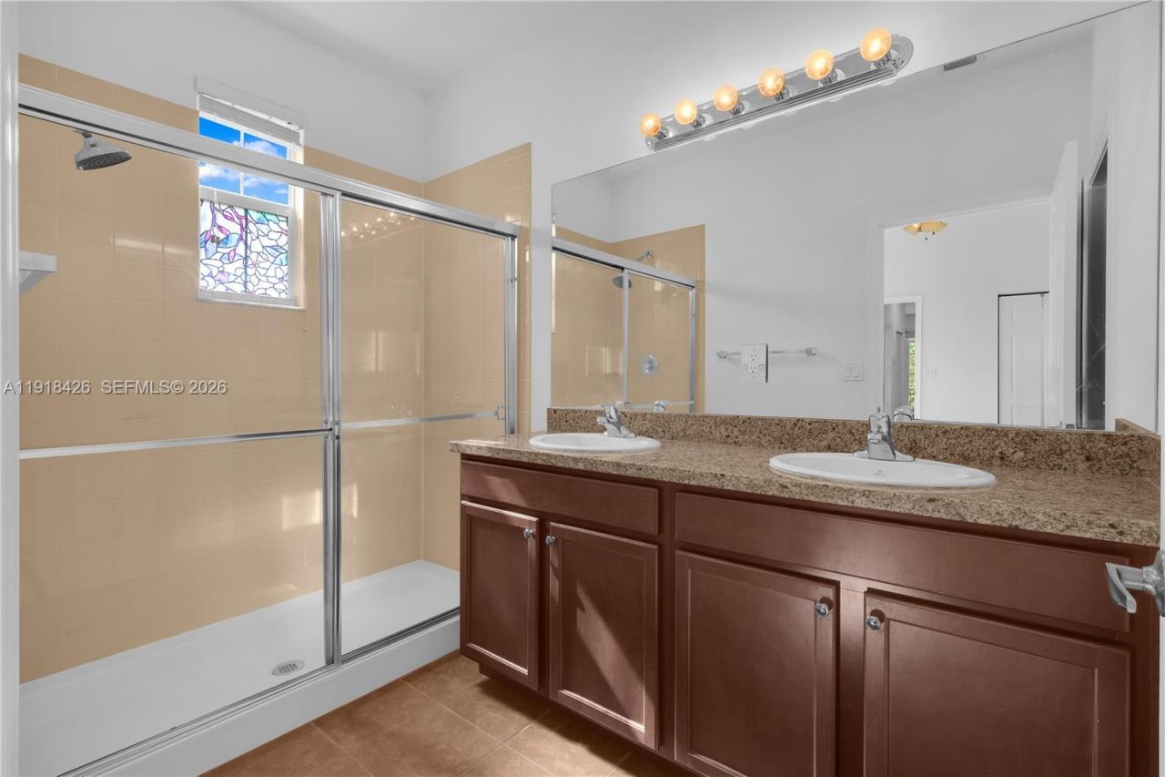 1516 SW 147th Ave, Pembroke Pines, FL 33027 Photo