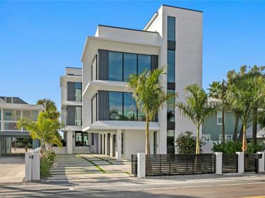 304 GULF BOULEVARD, INDIAN ROCKS BEACH, FL 33785