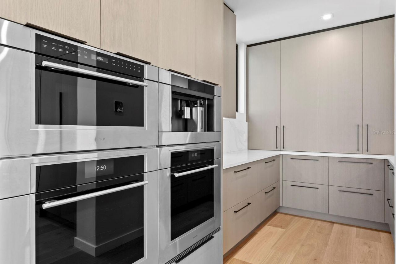 304 Gulf Boulevard, Indian Rocks Beach, FL 33785 Photo