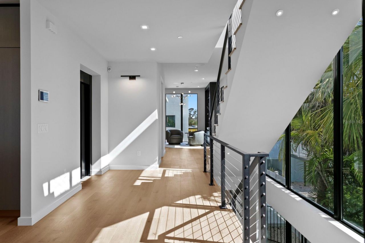 304 Gulf Boulevard, Indian Rocks Beach, FL 33785 Photo