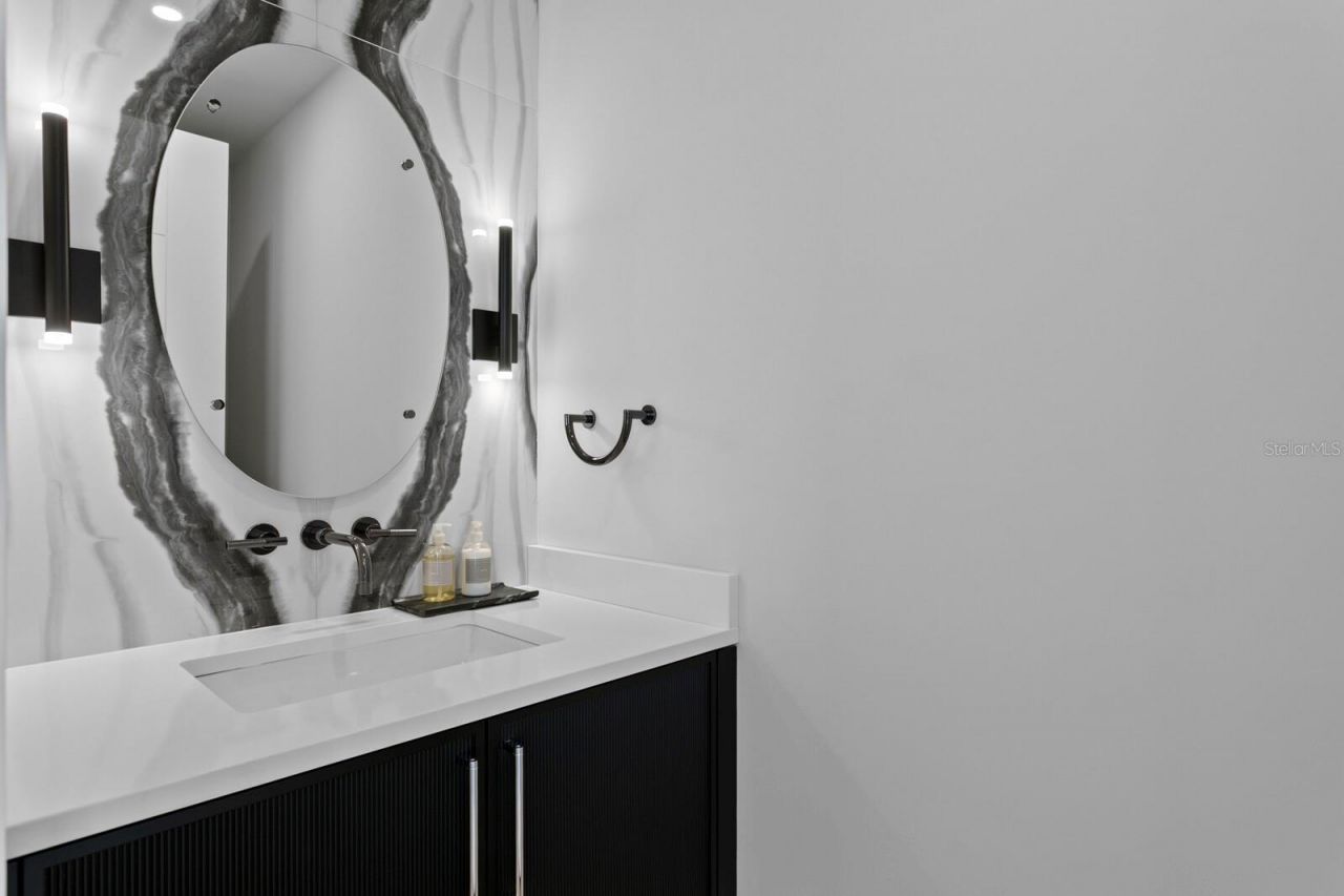 304 Gulf Boulevard, Indian Rocks Beach, FL 33785 Photo