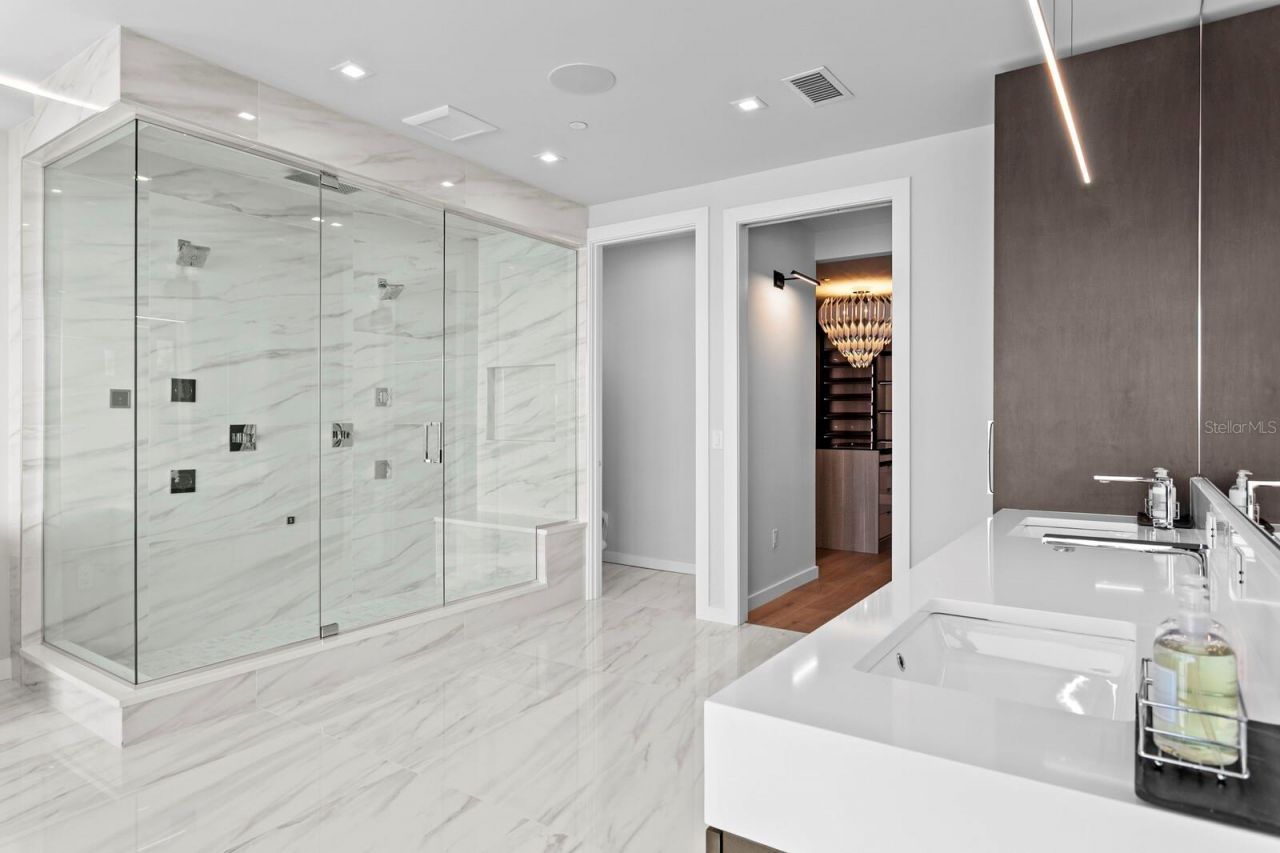 304 Gulf Boulevard, Indian Rocks Beach, FL 33785 Photo