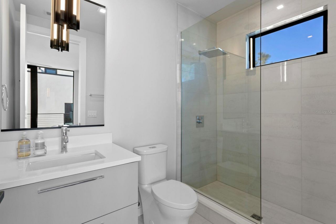 304 Gulf Boulevard, Indian Rocks Beach, FL 33785 Photo