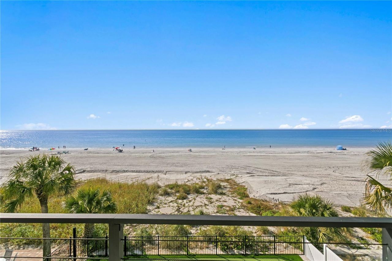 304 Gulf Boulevard, Indian Rocks Beach, FL 33785 Photo