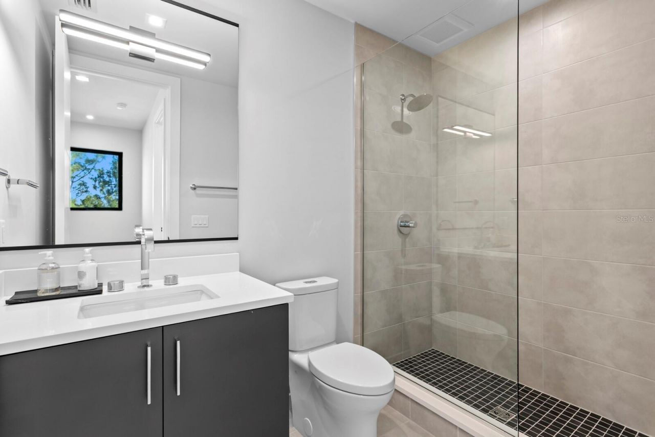 304 Gulf Boulevard, Indian Rocks Beach, FL 33785 Photo