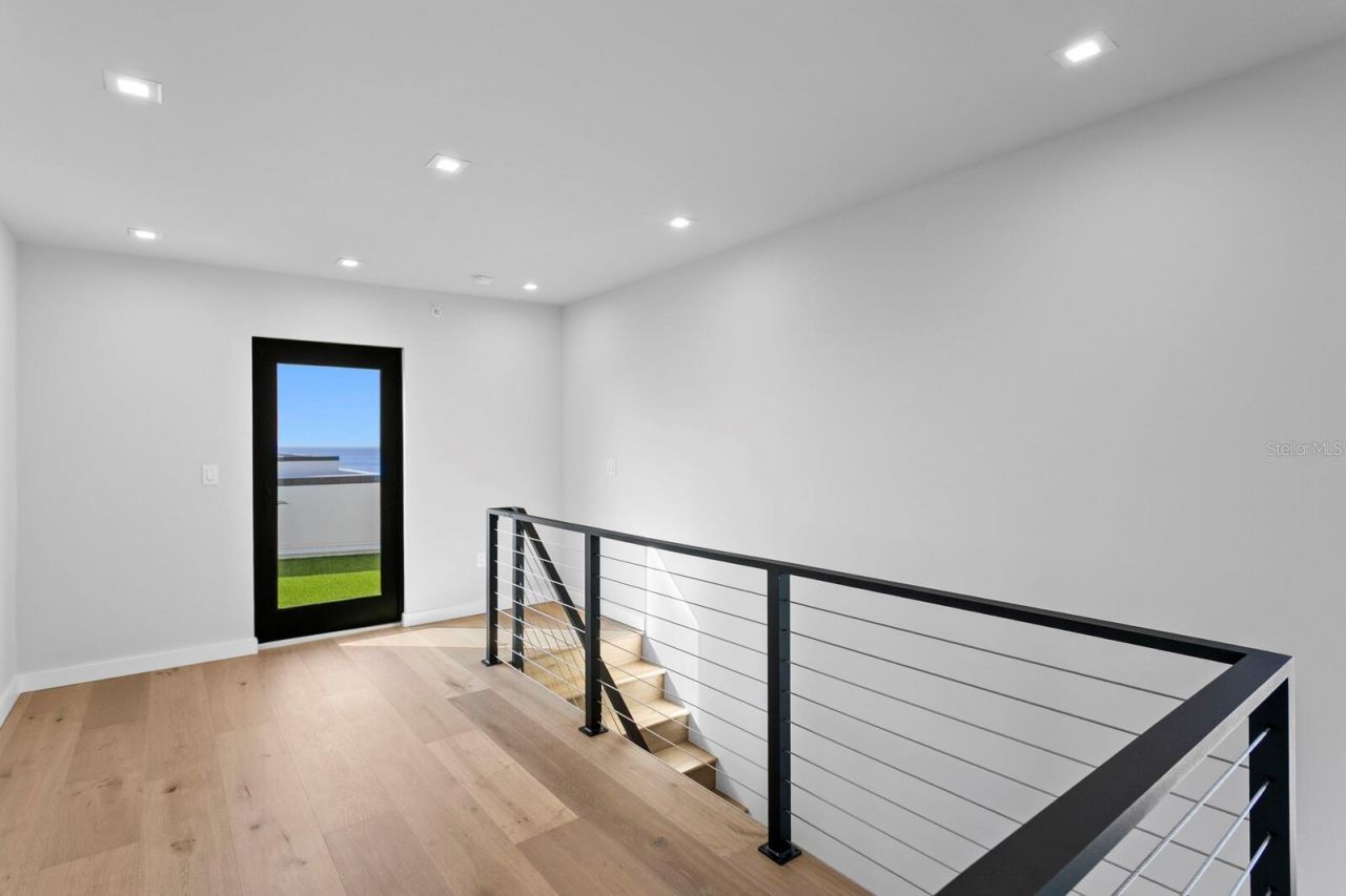 304 Gulf Boulevard, Indian Rocks Beach, FL 33785 Photo