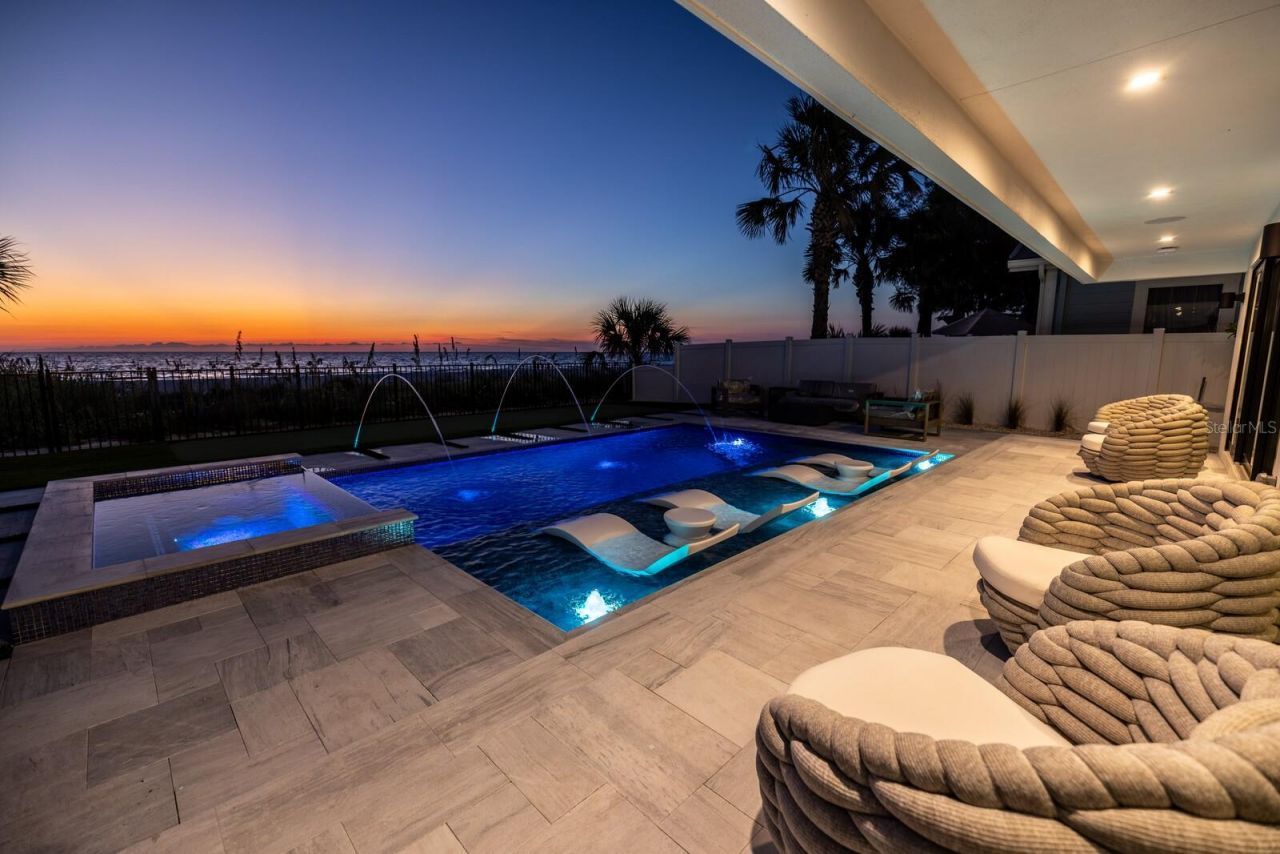 304 Gulf Boulevard, Indian Rocks Beach, FL 33785 Photo