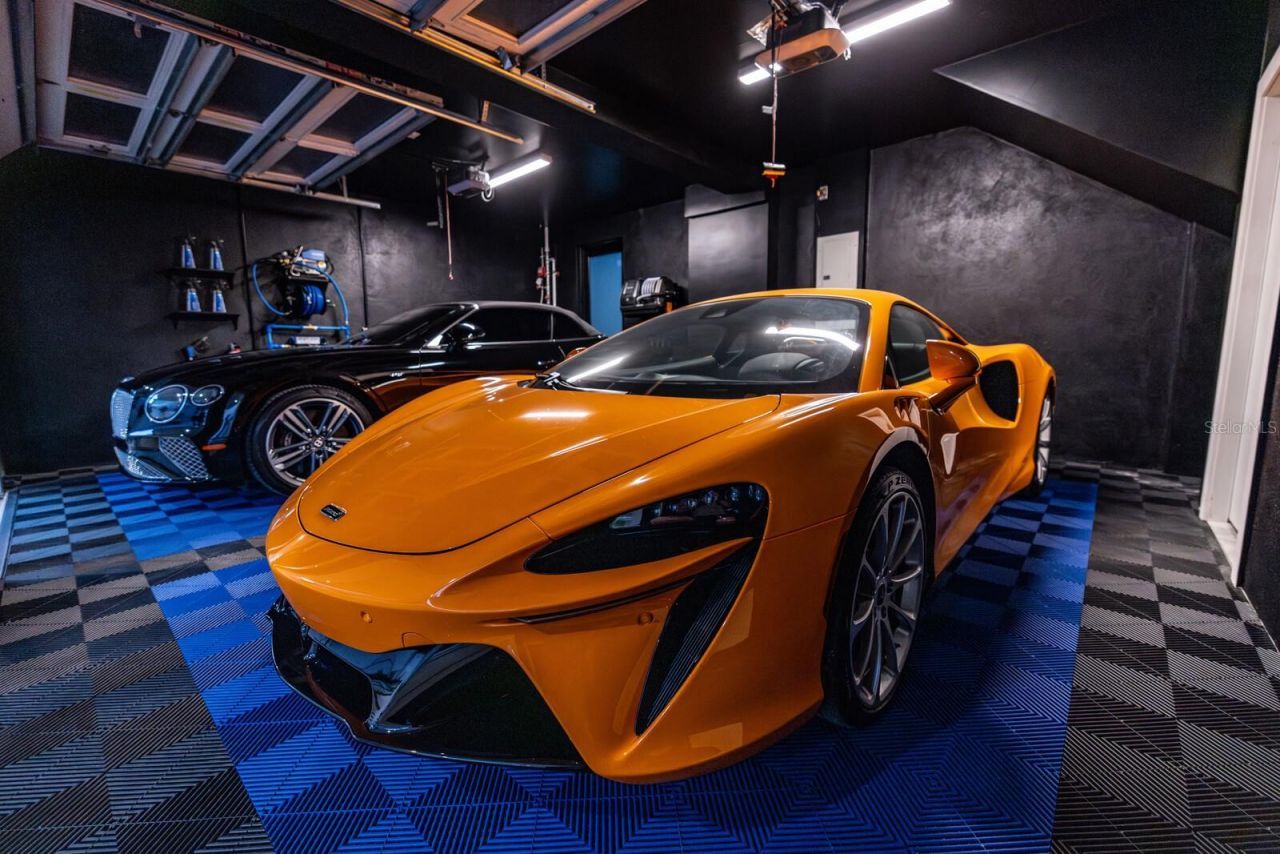 304 Gulf Boulevard, Indian Rocks Beach, FL 33785 Photo