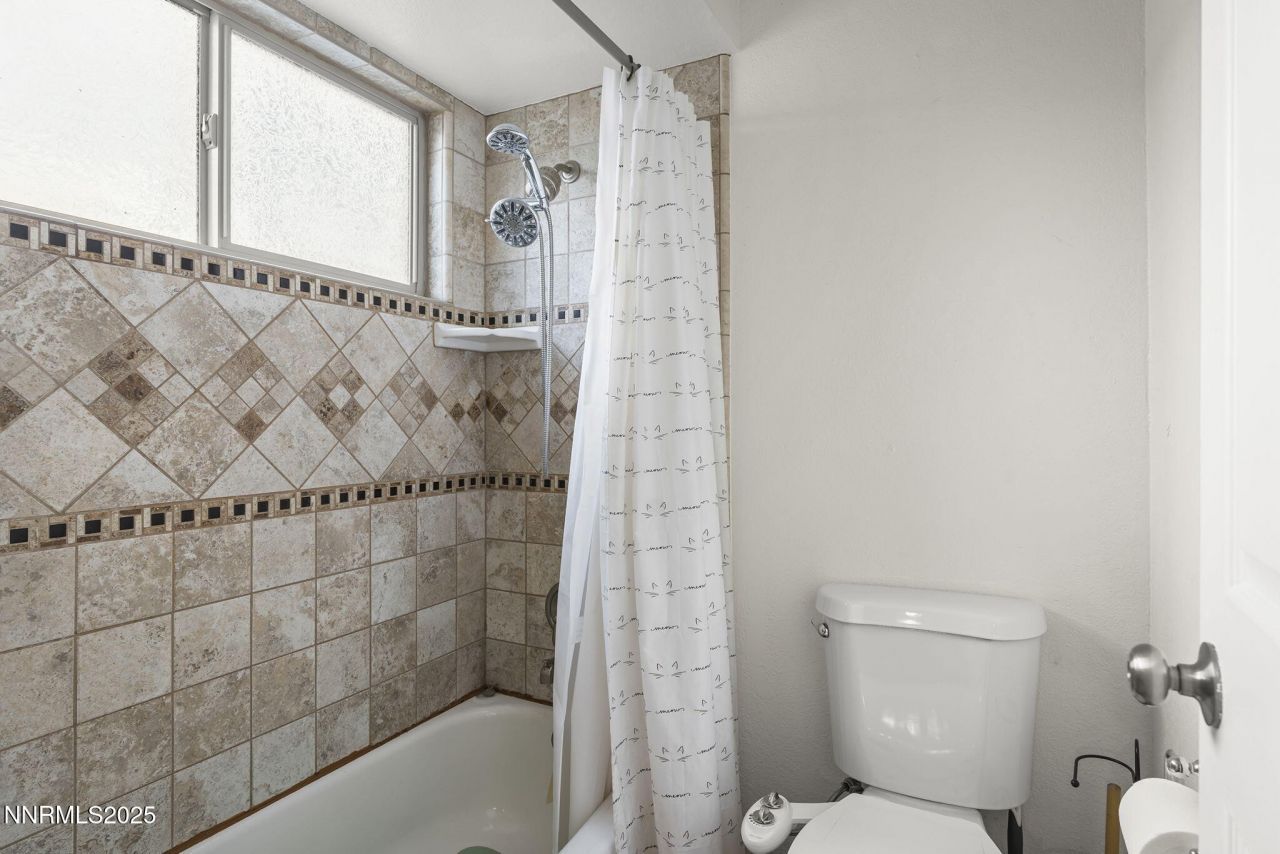 1023 Tyler Way, Sparks, NV 89431 Photo