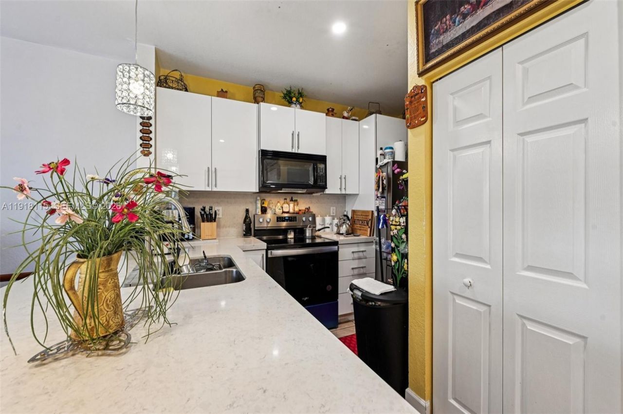 1490 NE 33rd Rd, Unit 104-18, Homestead, FL 33033 Photo