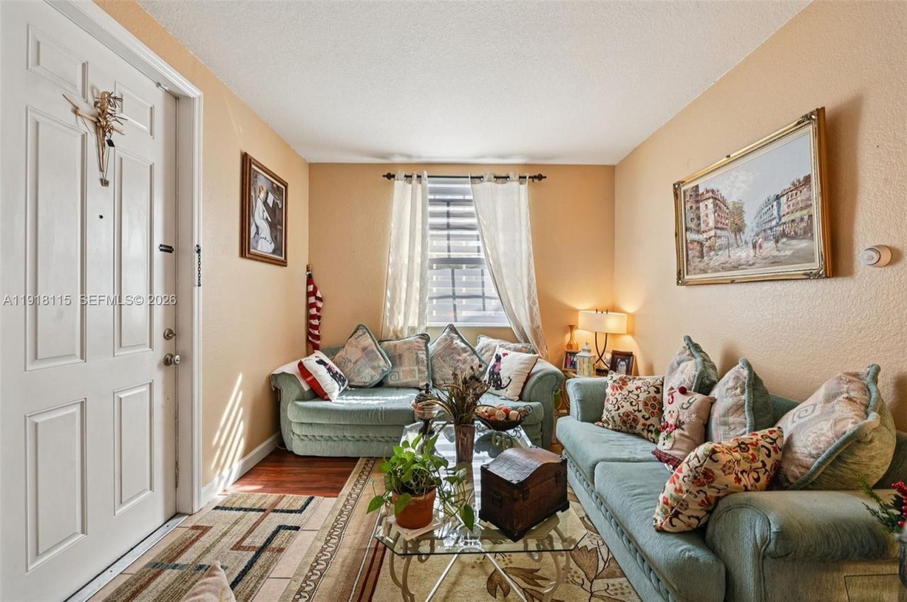 1490 NE 33rd Rd, Unit 104-18, Homestead, FL 33033 Photo