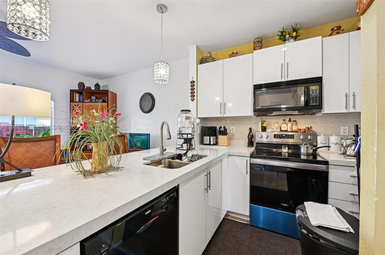 1490 NE 33rd Rd, Unit 104-18, Homestead, FL 33033 Photo