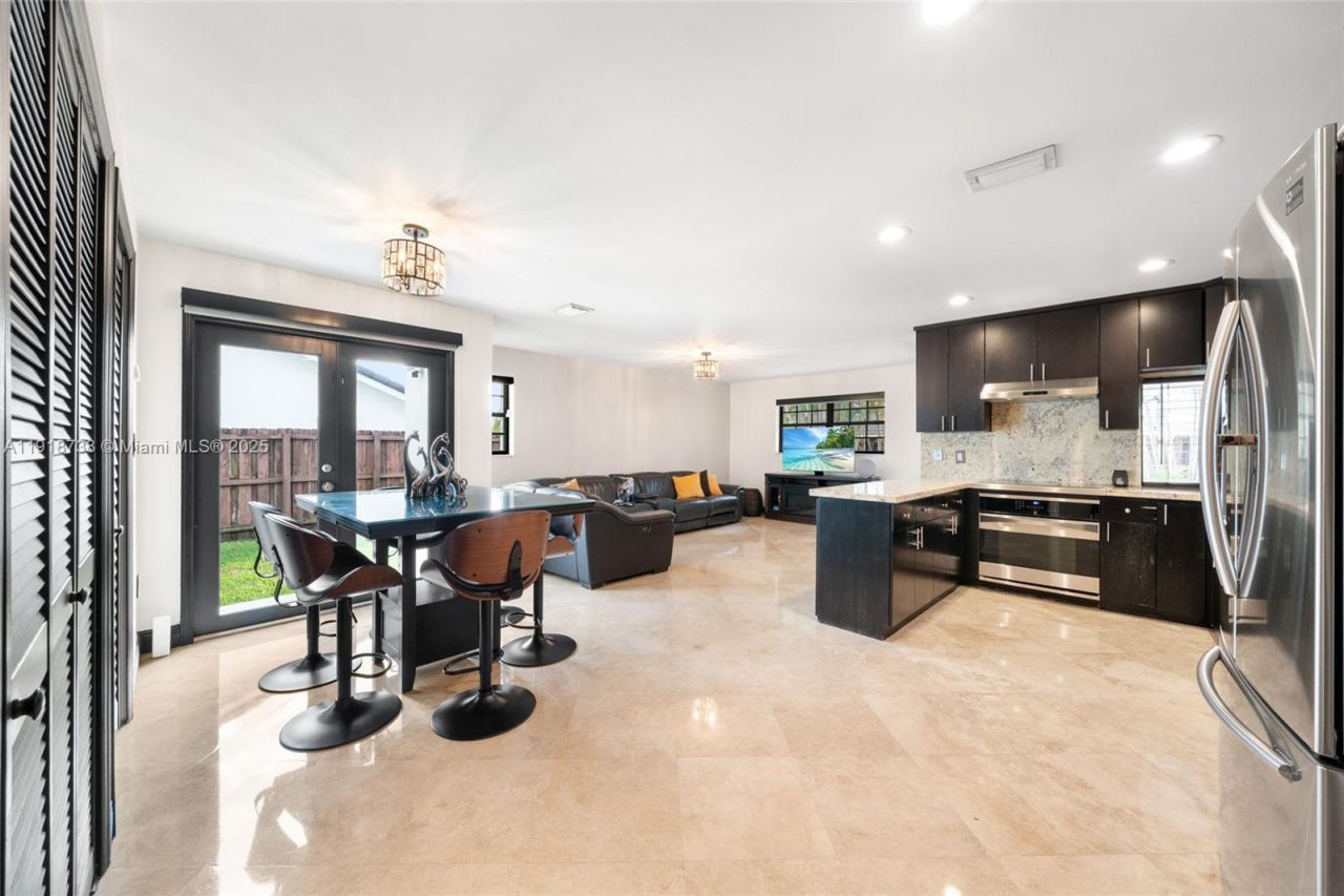 5424 SW 154th Pl, Unit 5424, Miami, FL 33185 Photo