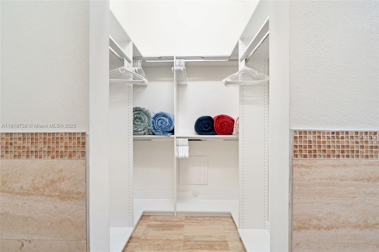 5424 SW 154th Pl, Unit 5424, Miami, FL 33185 Photo