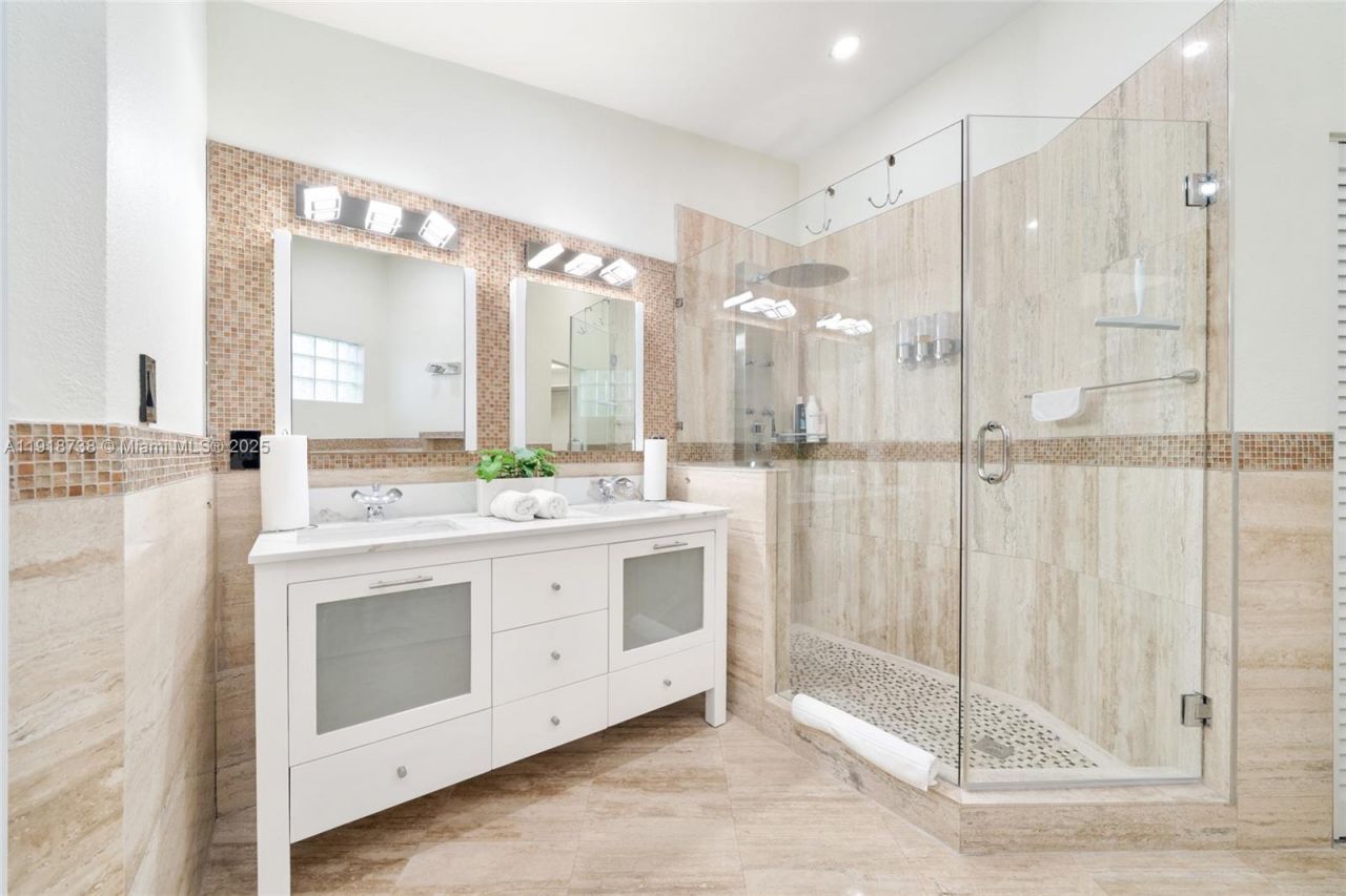 5424 SW 154th Pl, Unit 5424, Miami, FL 33185 Photo