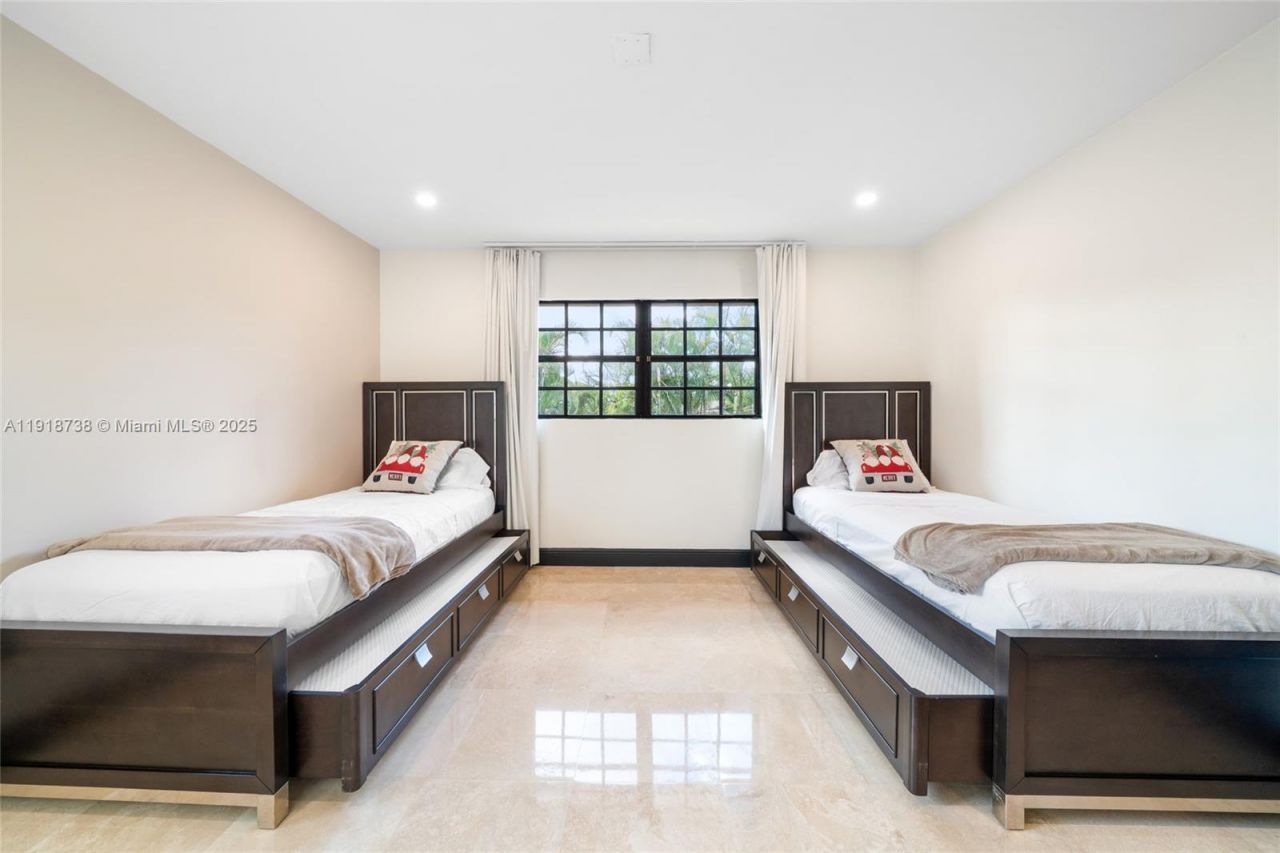 5424 SW 154th Pl, Unit 5424, Miami, FL 33185 Photo