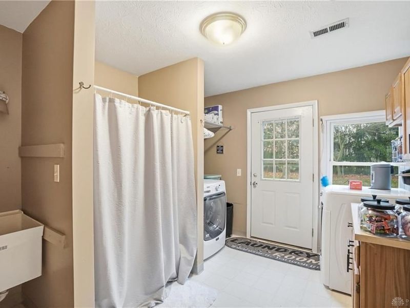 2211 S State Route 48, Ludlow Falls, OH 45339 Photo 33