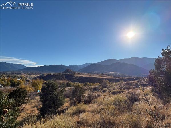 140 Echo Lane, Colorado Springs, CO 80904