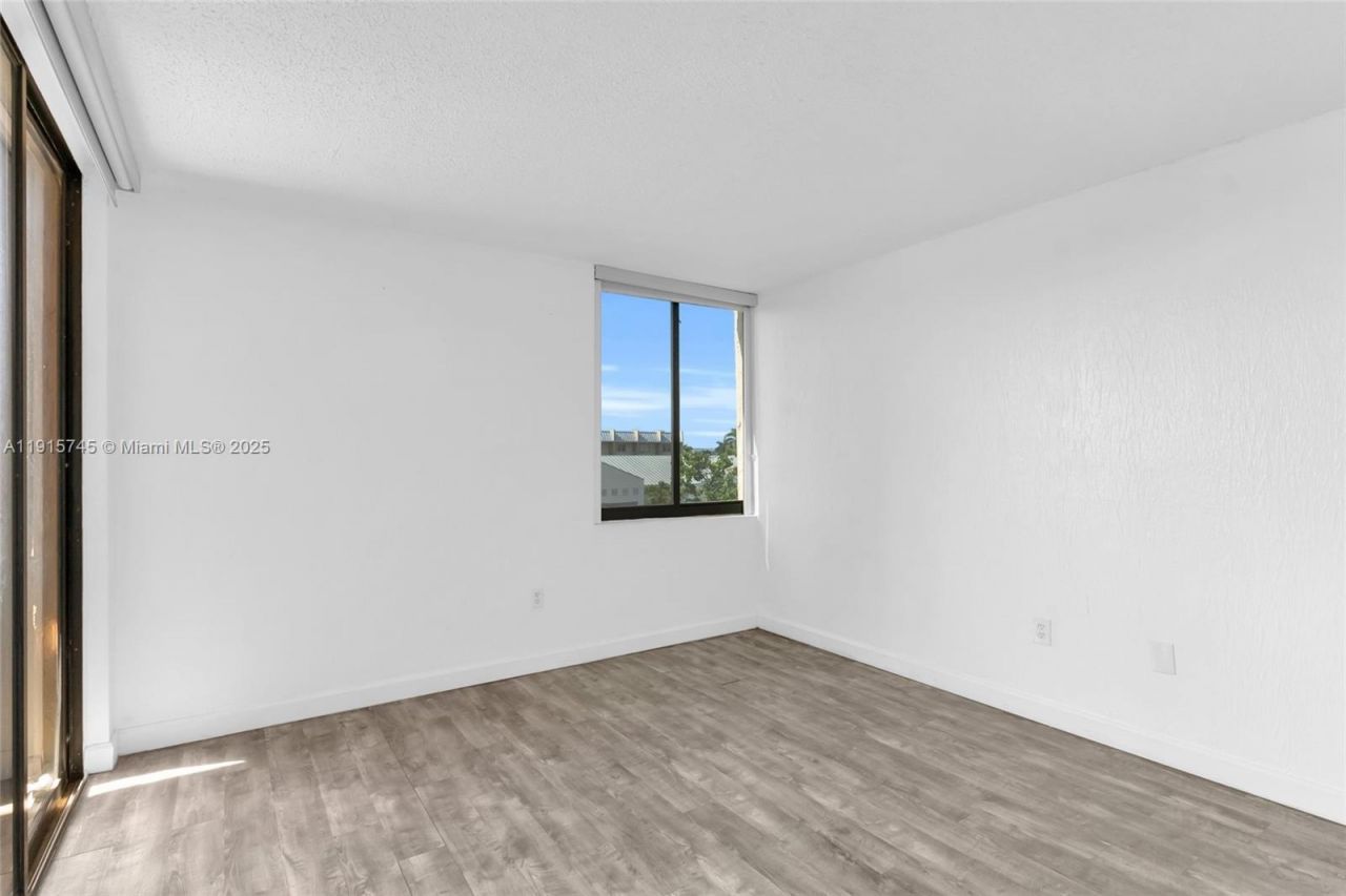 10400 SW 108 Ave, Unit A413, Miami, FL 33176 Photo