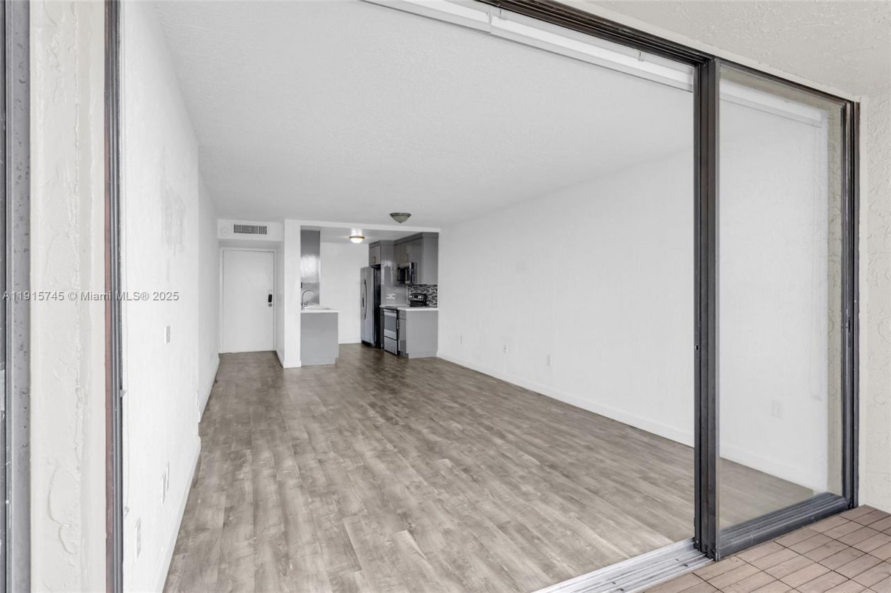 10400 SW 108 Ave, Unit A413, Miami, FL 33176 Photo