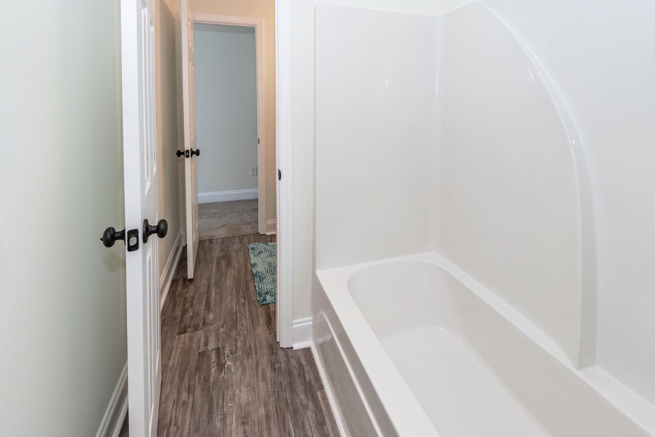 822 5th Avenue Photo 19