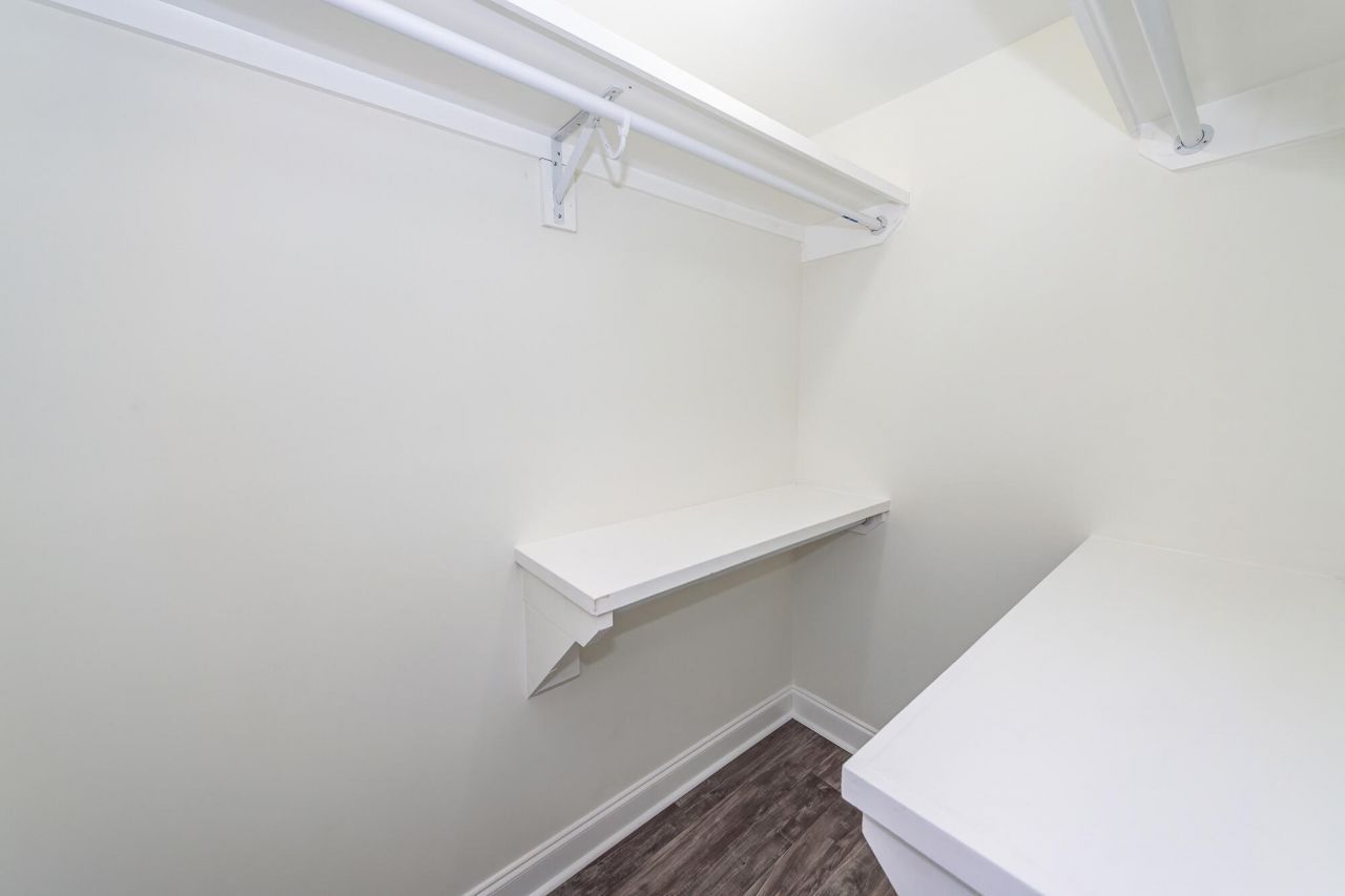 822 5th Avenue Photo 26