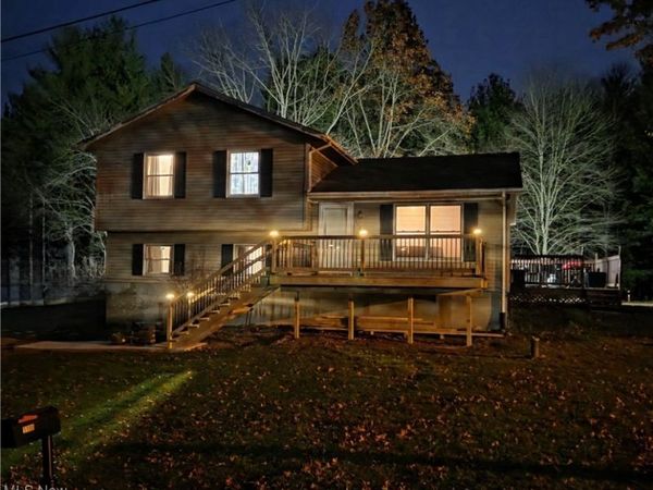 1100 Fawn Road SW, Dellroy, OH 44620