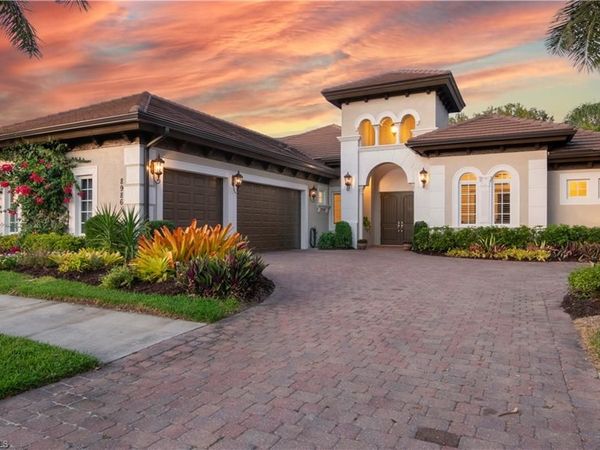 8986 Shenendoah CIR, NAPLES, FL 34113